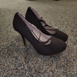 Womens shoes